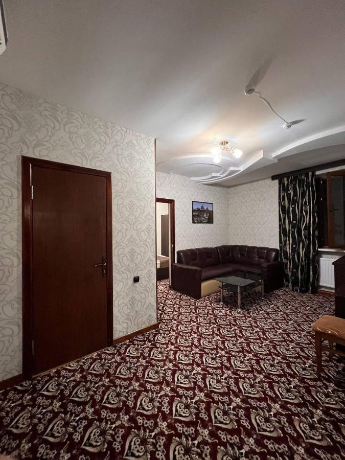 Grand Uzbegim Hotel Tashkent Exterior photo